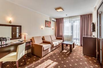 Полулюкс в Отеле Bratislava Hotel Kyiv